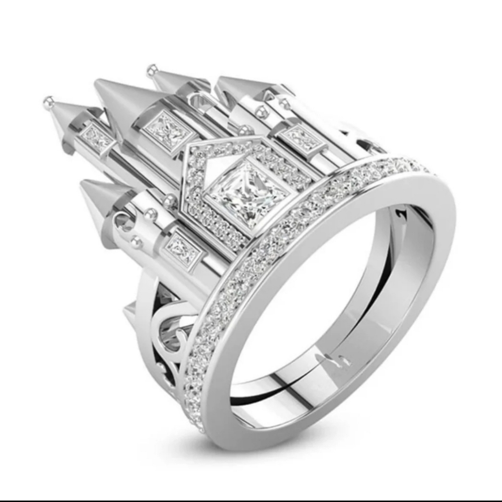 Crystal Castle Ring Size 6 - Picture 2 of 5